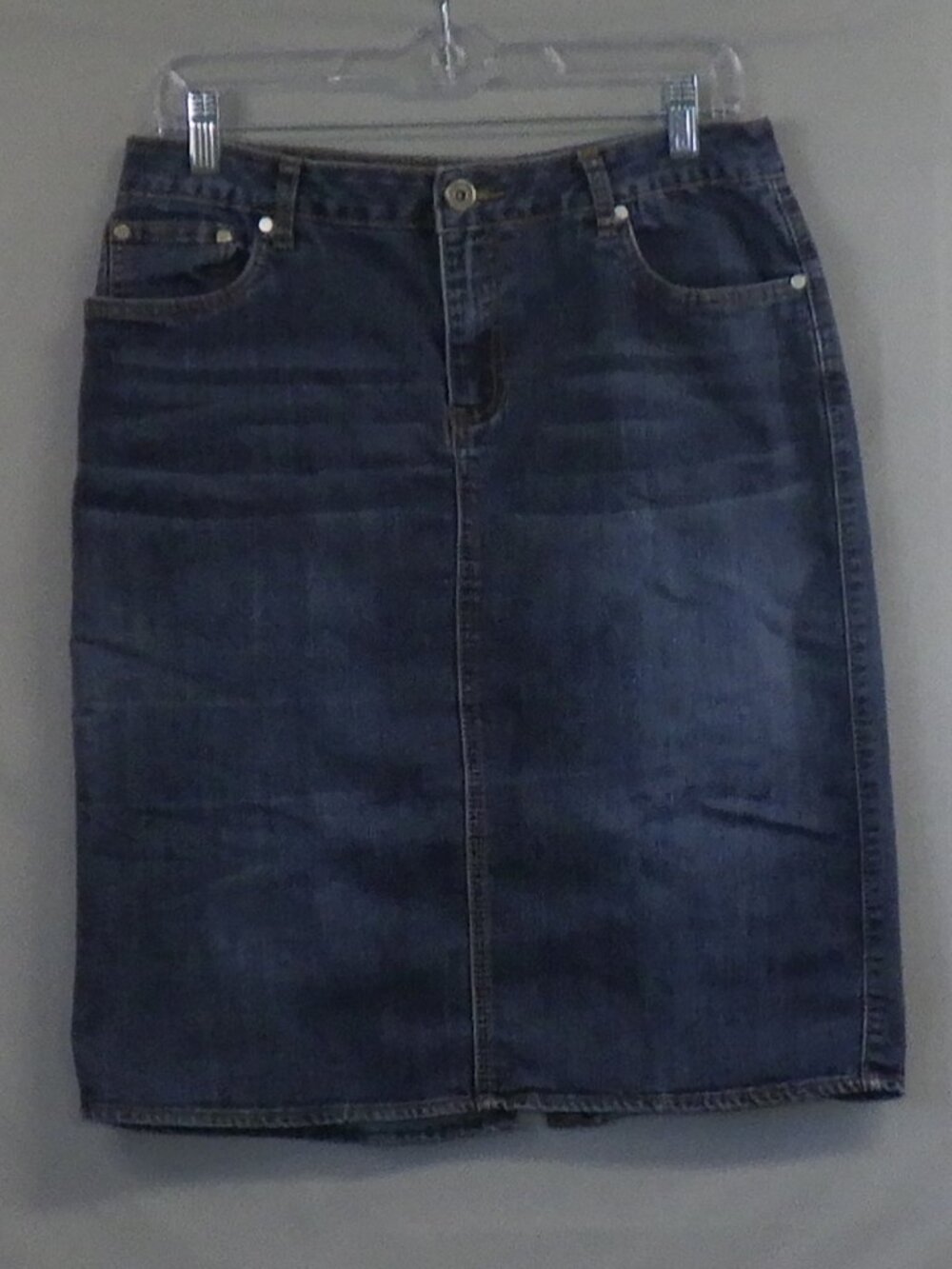 Y2K Baccini Medium Wash Denim Midi Skirt   A619